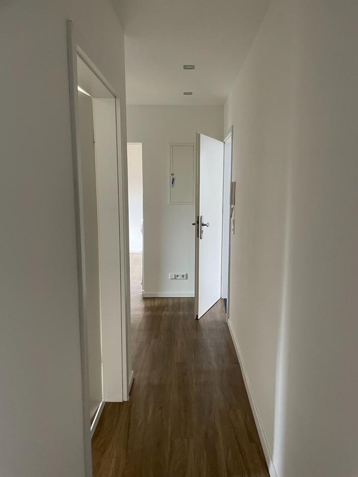 Thumbnail-Großzügige Erdgeschosswohnung in ruhiger Lage in Siegen