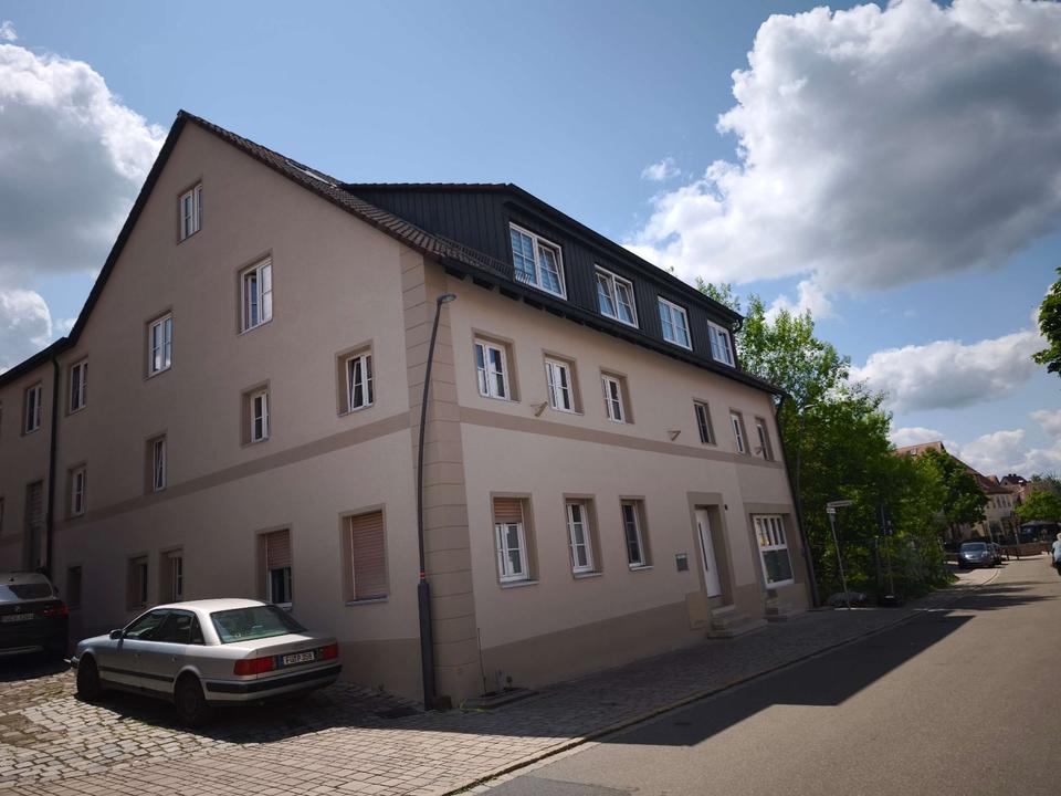 Thumbnail-Schöne helle renovierte 2-Zimmer-EG Wohnung