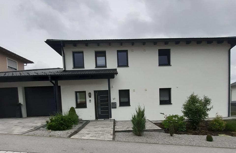Thumbnail-Modernes Zweifamilienhaus
