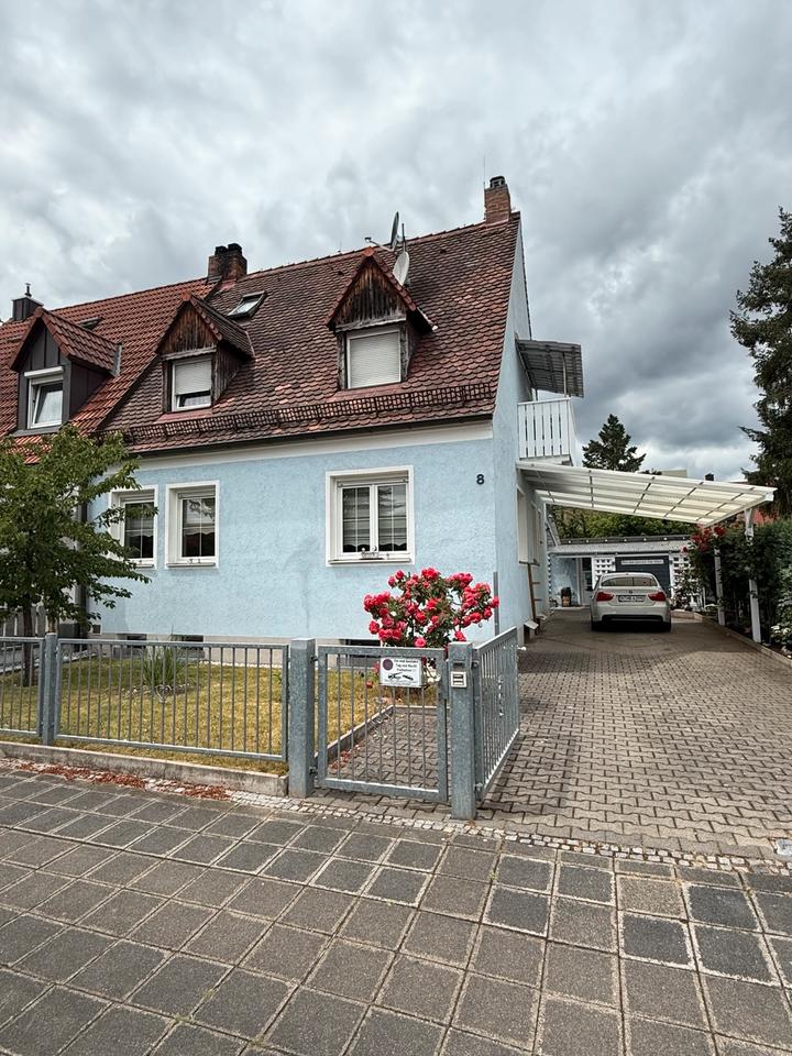 Thumbnail-Modernisierte Doppelhaushälfte in Top-Lage mit ausgebauter Garage