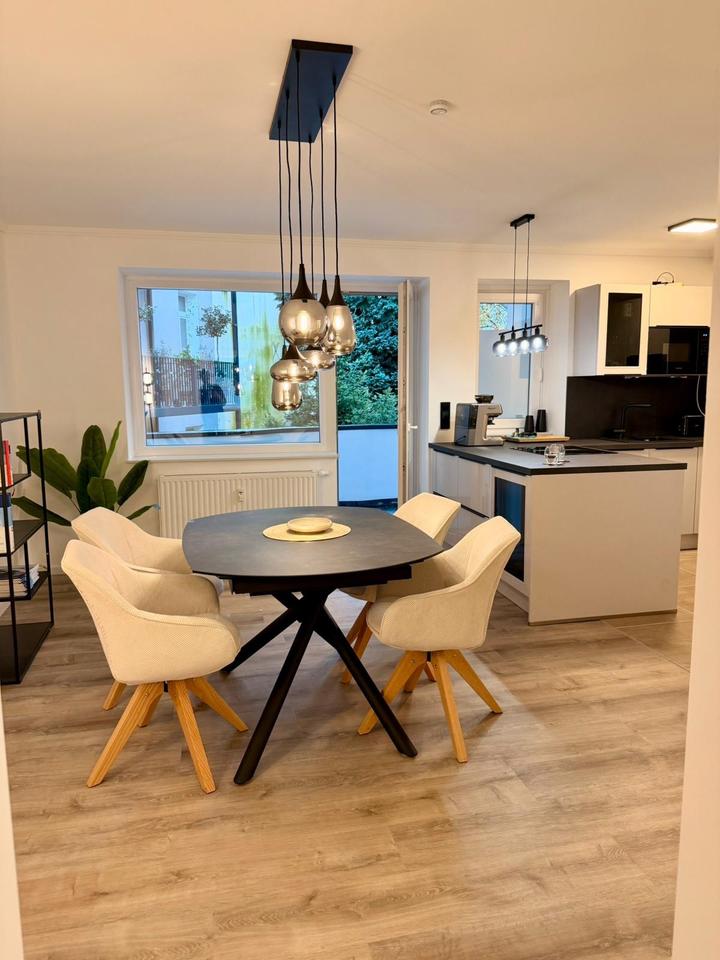 Thumbnail-Wohnung Düsseldorf + separate EG Fläche + Garten Garage