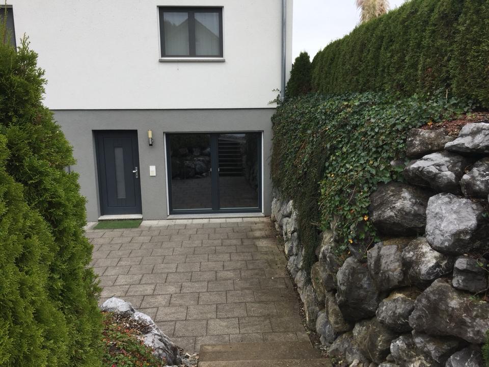 Thumbnail-2,5 Zimmerwohnung zu vermieten