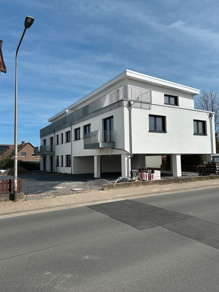 Thumbnail-Modernes 7-Familienhaus in Großenheidorn – KfW-40-Standard