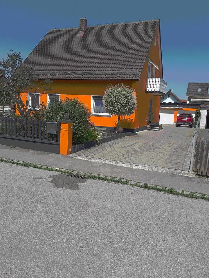 Thumbnail-Einfamilienhaus mit zwei Wohnungen b