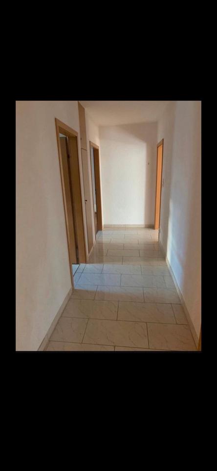 Thumbnail-3 Zimmer-Erdgeschosswohnung 75 m2, Keller+Balkon Nähe Flößerpark