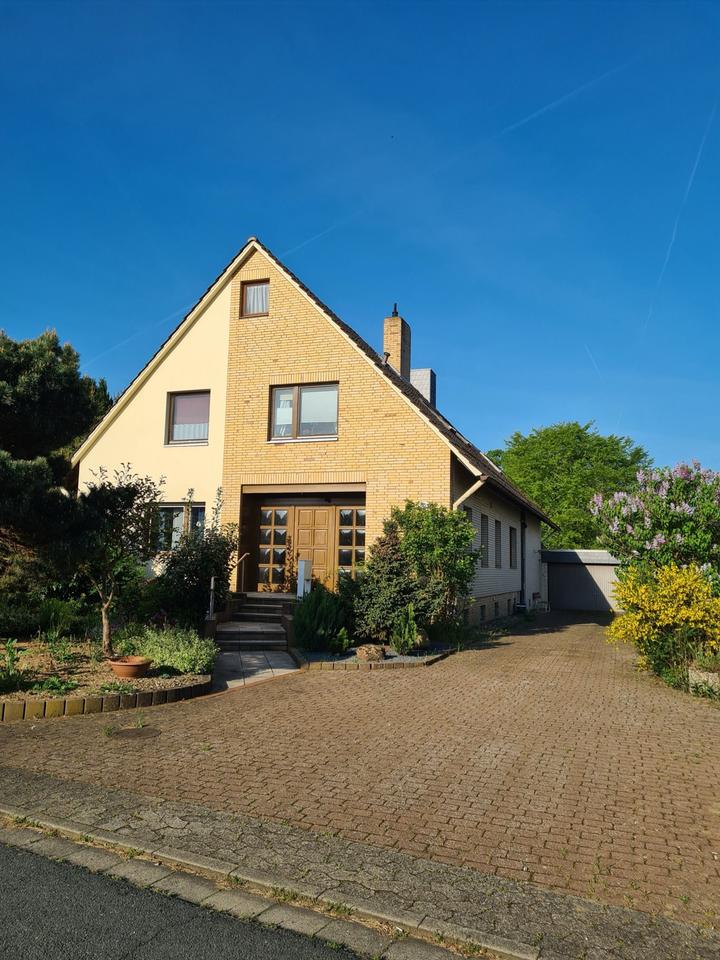 Thumbnail-Großzügige 4 Zimmer Wohnung