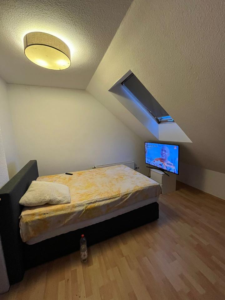 Thumbnail-1zimmer in einer 2 Zimmer Wohnung