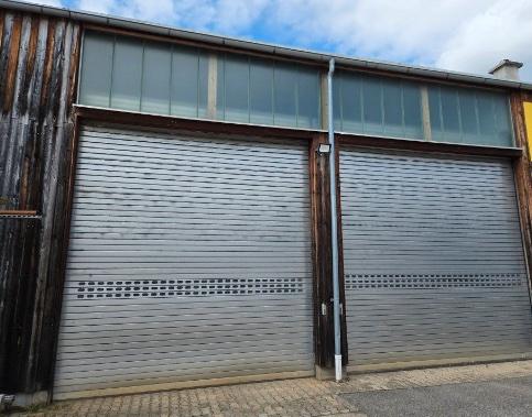 Thumbnail-Vermietung: Halle für Produktion und Lager, mit Rolltor u. inkl. Büro- oder Werkstattbereich in 75031 Eppingen
