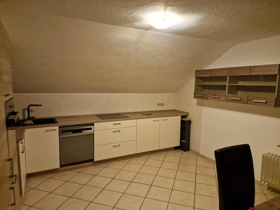 Thumbnail-Dachgeschosswohnung 4 Zimmer 96m2 mit Einbauküche