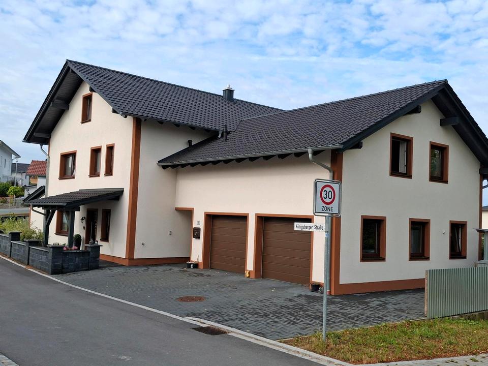 Thumbnail-Einfamilienhaus mit Einliegerwohnung.