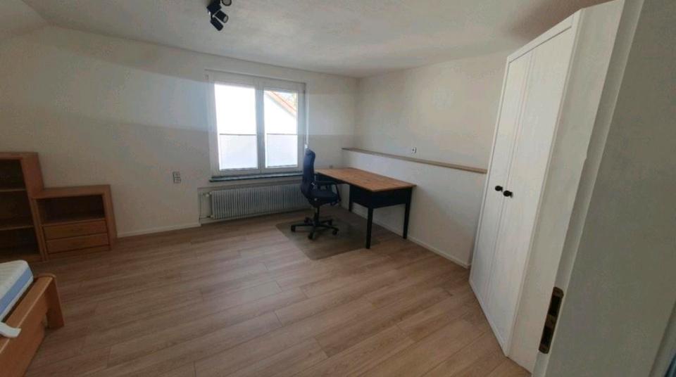 Thumbnail-WG-Zimmer in großer 3-Zimmer-Wohnung (2er-WG)