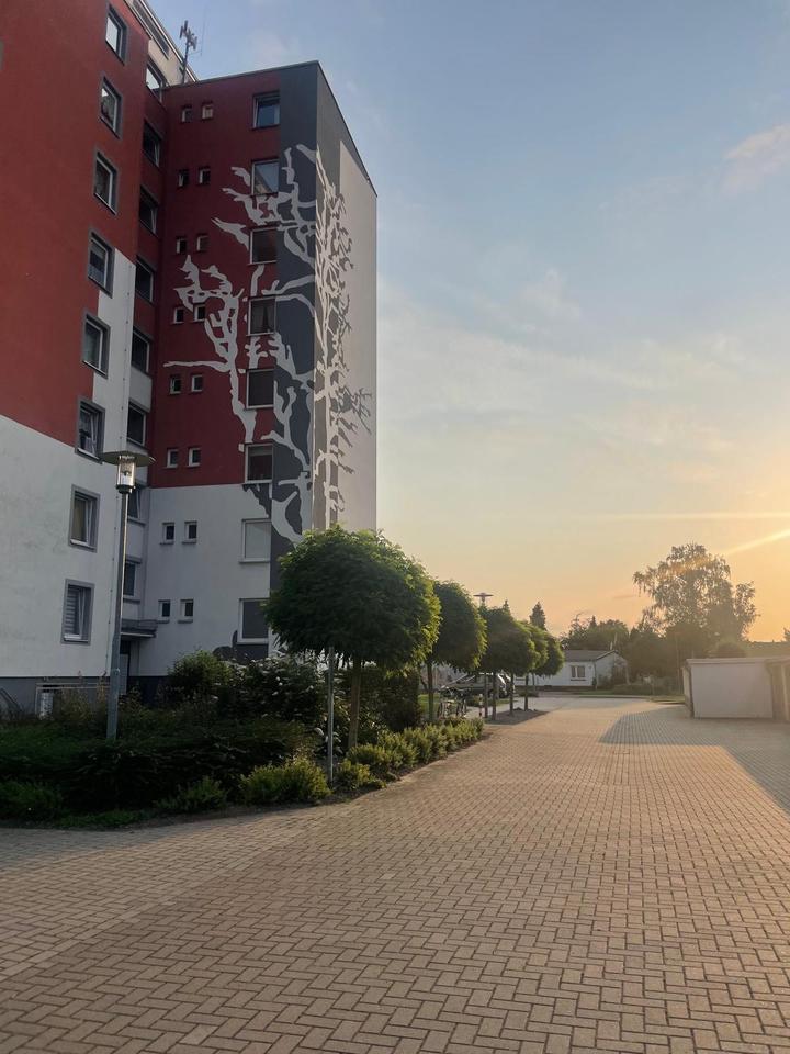 Thumbnail-Helle 3 Zimmer Wohnung mit Balkon und Stellplatz