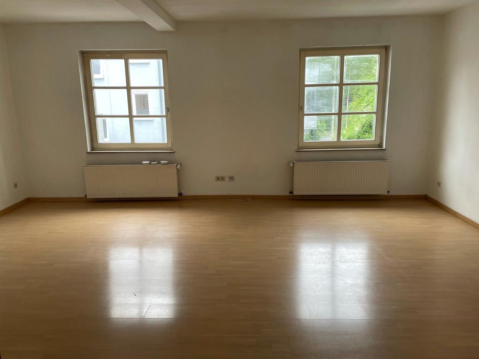 Thumbnail-Tolle 3 Zimmer Wohnung an der Uni Kassel für Familien oder WG-Grü