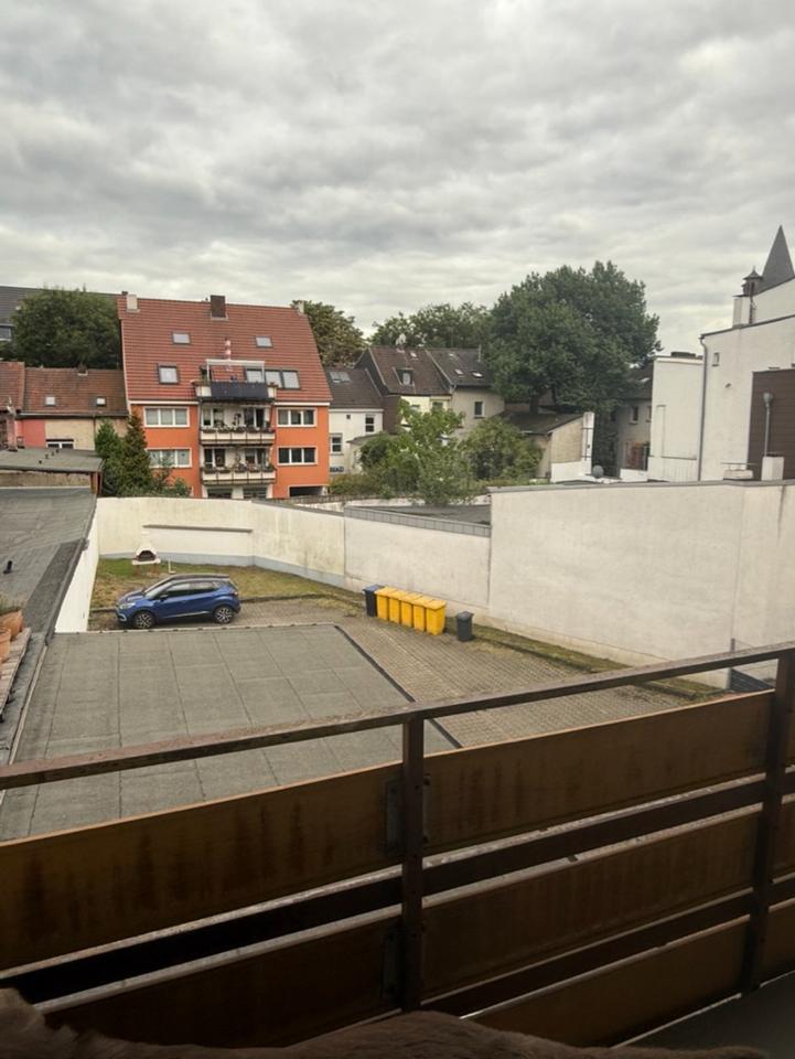 Thumbnail-3 Zimmer Wohnung mit Balkon in Duisburg Ruhrort