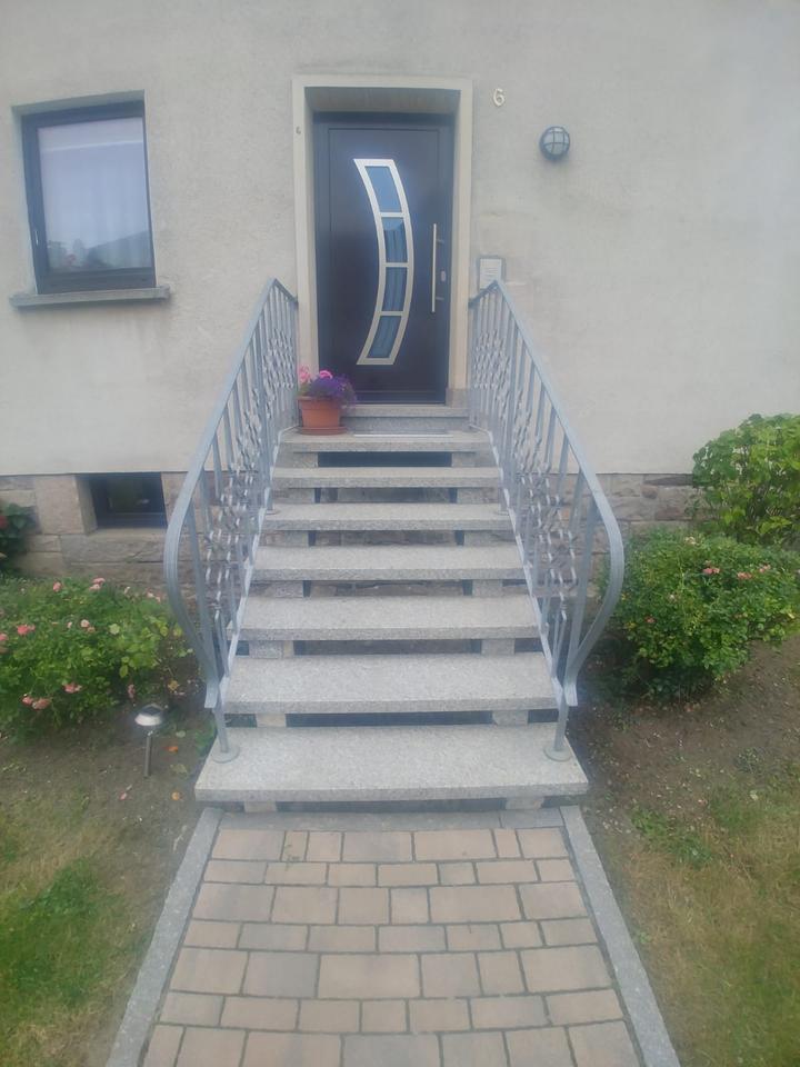 Thumbnail-Tolle gemütliche 2 Zimmer Dachwohnung