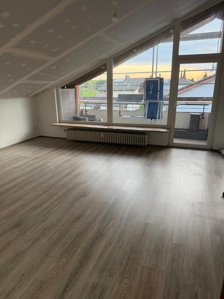 Thumbnail-Schöne 3,5 Zi. DG Wohnung im Arlinger