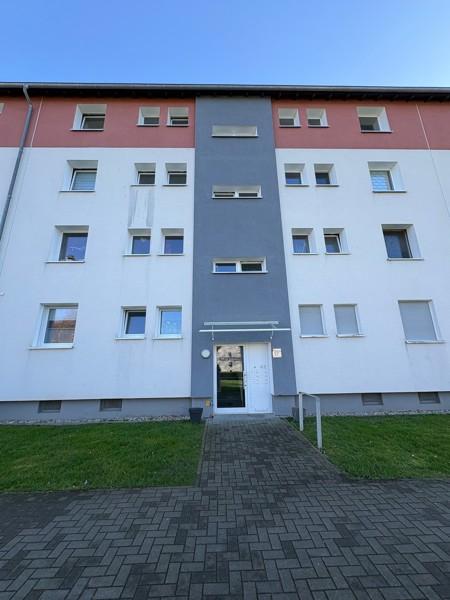 Thumbnail-Modernisierte 2-Zimmer-Wohnung mit Balkon in ruhiger Lage