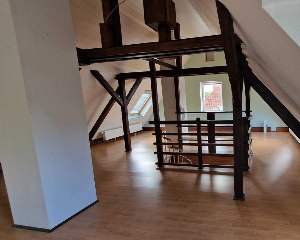 Thumbnail-Ruhige geräumige 3.5-Zimmer-Wohnung mit Terrasse in Saarbrücken