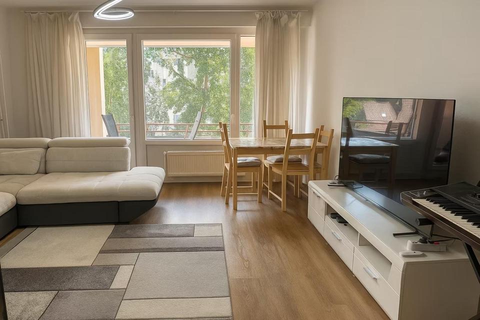 Thumbnail-Helle 3-Zimmer Wohnung im 2. OG mit Balkon in Viewegsgarten