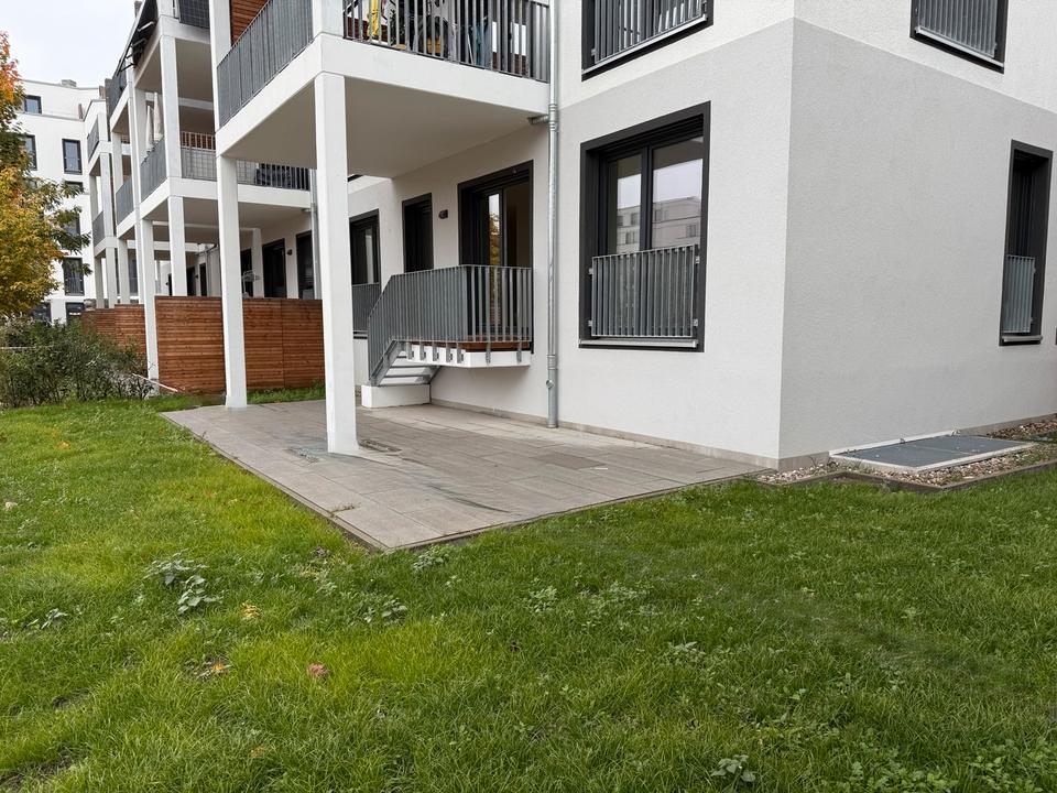 Thumbnail-moderne 2-Zimmerwohnung mit Terrasse und Garten