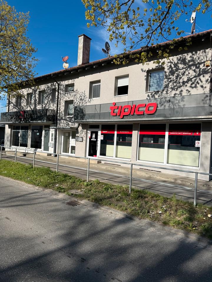Thumbnail-Haus und Hinterhaus Zu verkaufen.Ideal als Investitionobjekt