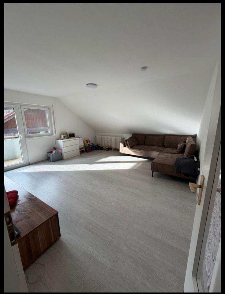 Thumbnail-Schöne 3 Zimmer Maisonette-Wohnung in Calmbach mit EBKBalkon