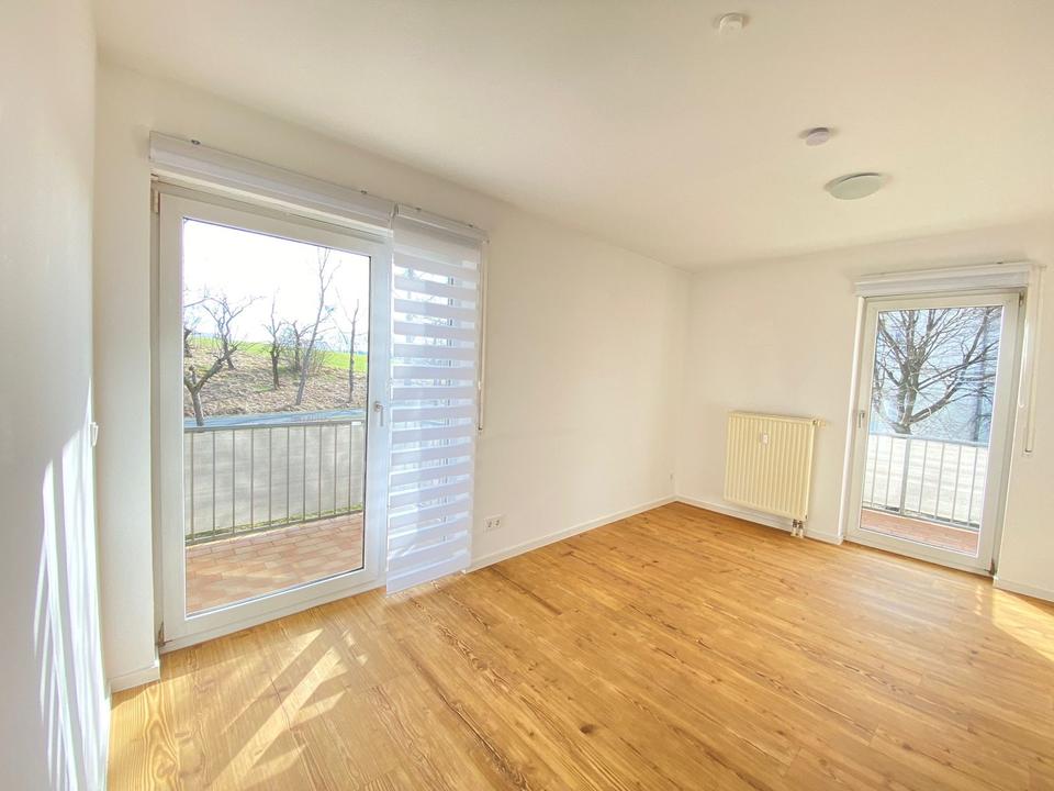 Thumbnail-Frisch sanierte 2-Zimmer-Wohnung mit EBK & Stellplatz