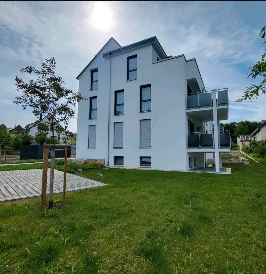 Thumbnail-3-Zimmer-Wohnung mit Balkon, Einbauküche - Neubauqualität!