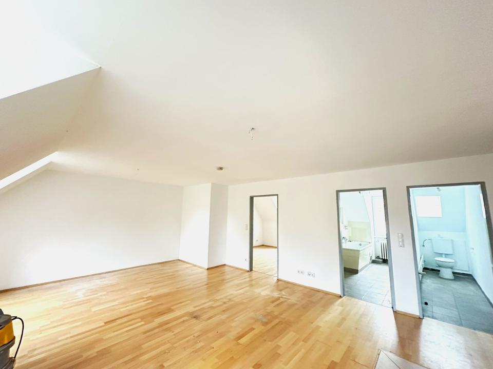 Thumbnail-Stilvolle 3-Zimmerwohnung mit großzügigem Wohnambiente