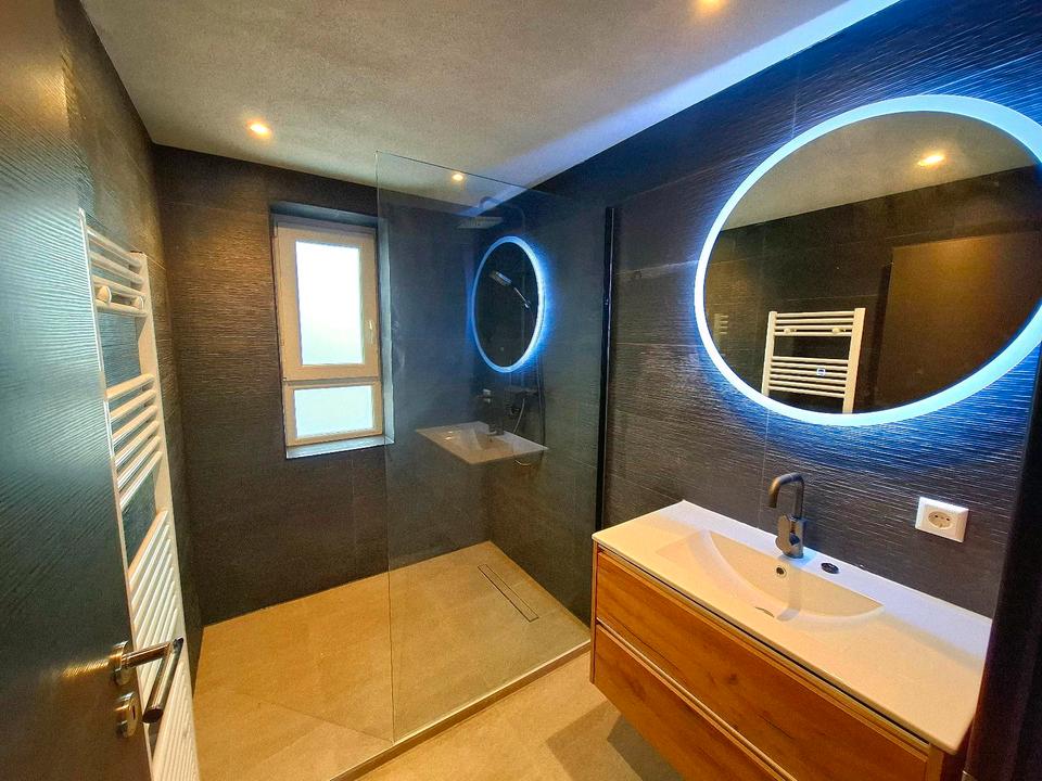 Thumbnail-Hochwertiges 3-Familienhaus mit großem Grundstück PROVISIONSFREI