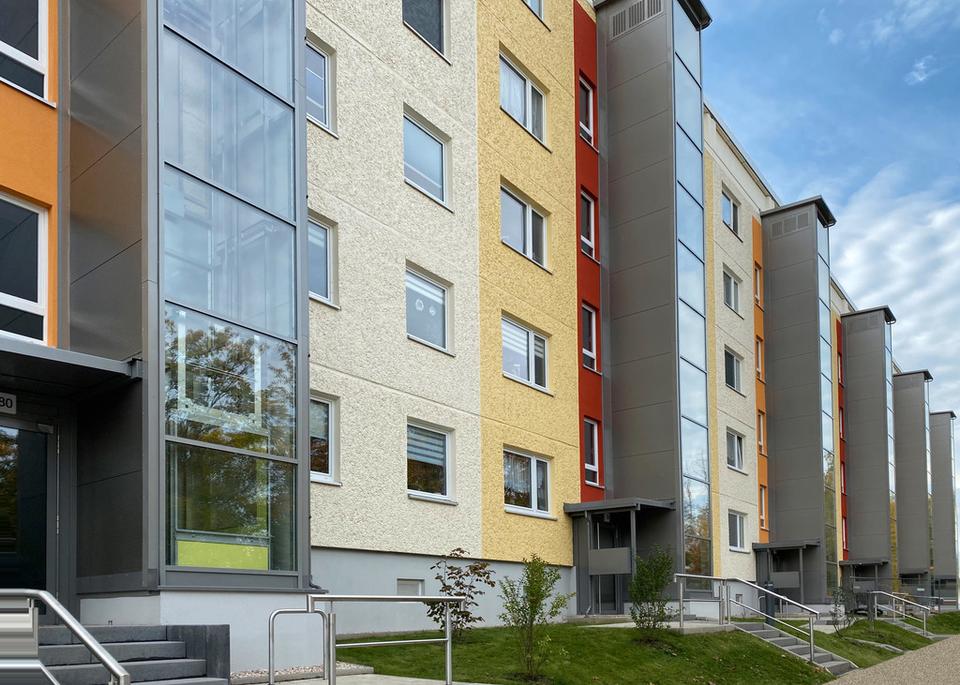 Thumbnail-Sanierte 3-Raum-Wohnung mit bodengleicher Dusche, Badewanne und Balkon