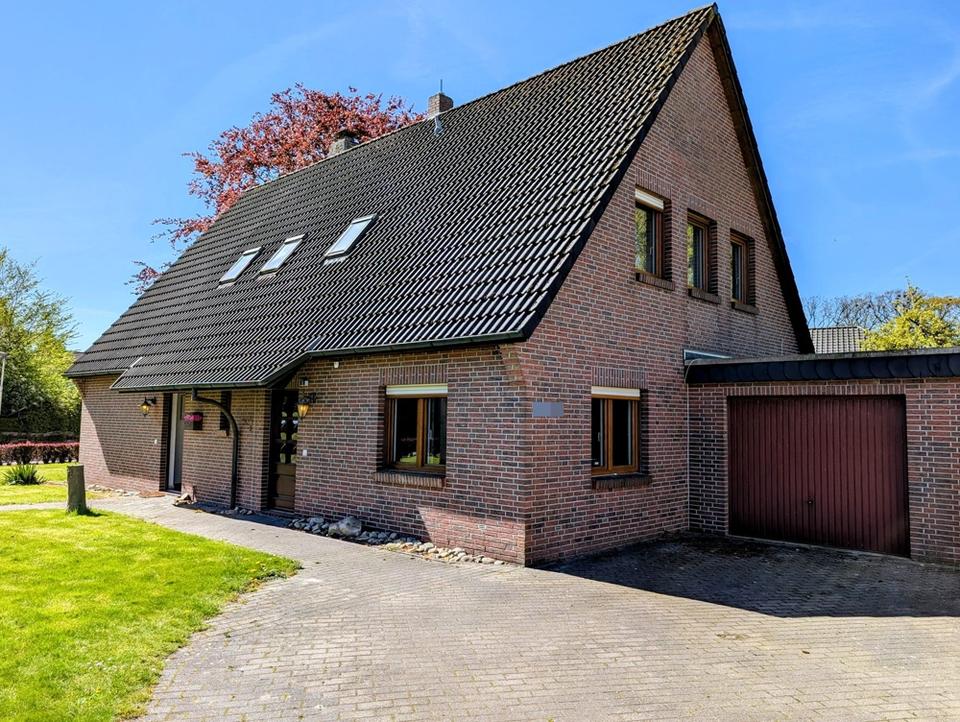 Thumbnail-Großzügiges, charmantes EFH mit Garage, Dachterrasse & großem Garten in ruhiger Wohnlage!!