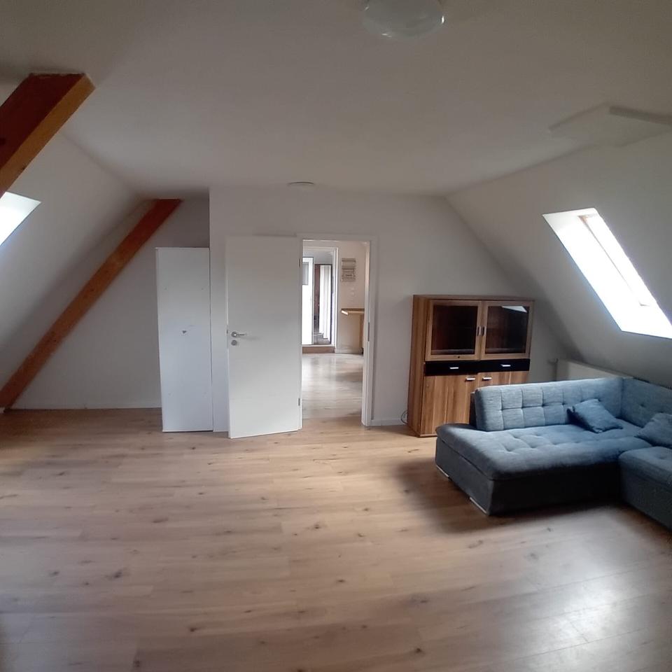 Thumbnail-3-Zimmer Wohnung zu vermieten in Schwenningen Weilersbach.
