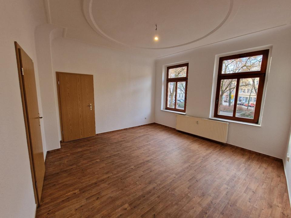 Thumbnail-Top Lagegünstig - Stilvolle 2 Zimmer Singlewohnung in der Stadt