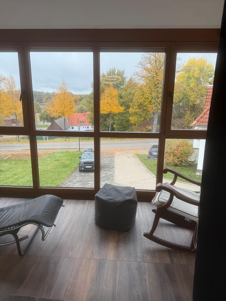 Thumbnail-Voll möblierte 4-Zimmer-Wohnung (104 m²) mit Garten Seeblick