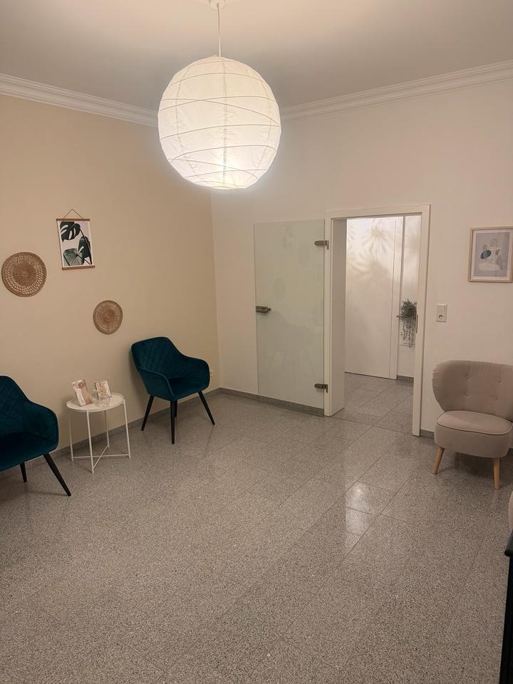 Thumbnail-Räumlichkeit zu vermieten in Darmstadt Stadtmitte.