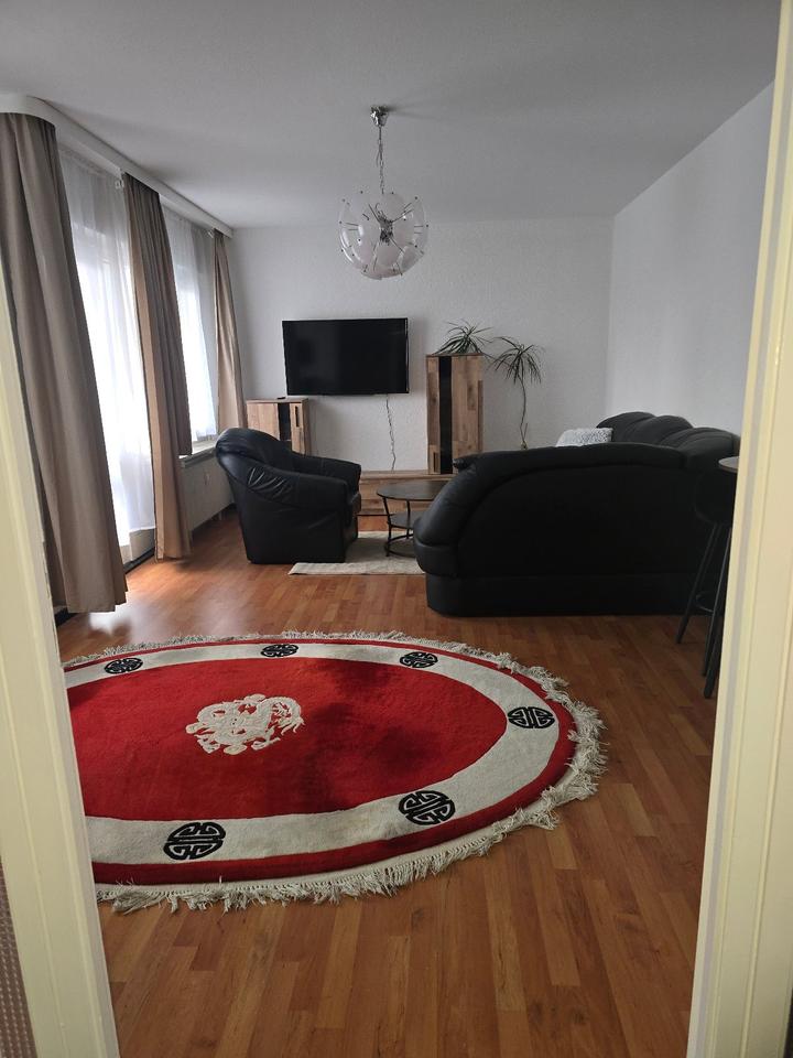 Thumbnail-Große lichtdurchflutete 2-Zimmerwohnung mit Balkon