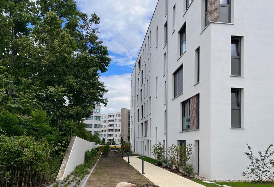 Thumbnail-Zentral Neue 2-Zi-Whg Stuttgart. Erstbezug, EBK, FußbodenHzg