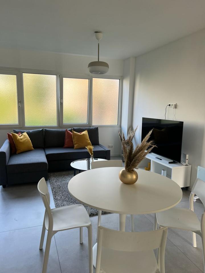 Thumbnail-Moderne 5-Zimmer-Unterkunft 1-5 Personen