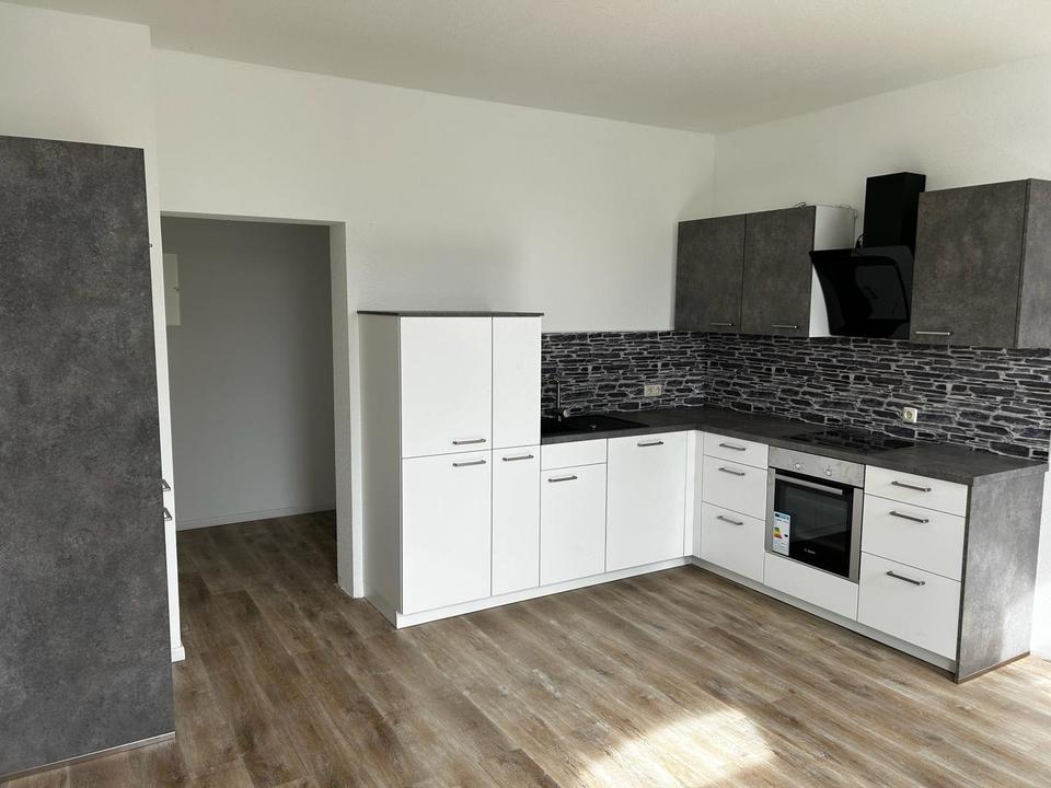 Thumbnail-Helle 2- Zimmer Wohnung zu vermieten