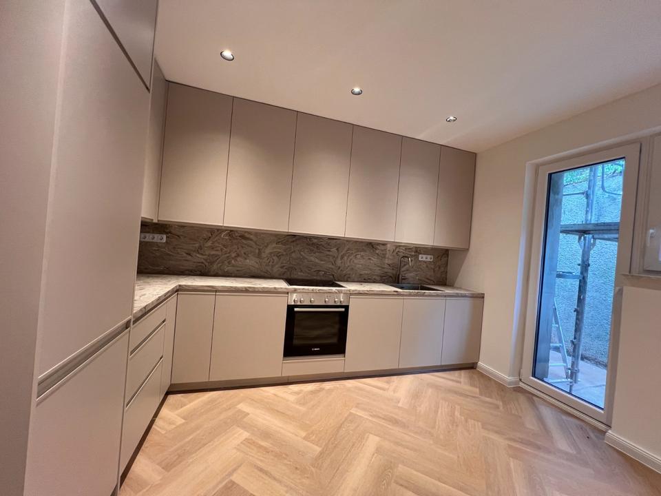 Thumbnail-Frisch sanierte 3-Zimmer-Erdgeschoßwohnung mit Terrasse und hochwertiger Einbauküche