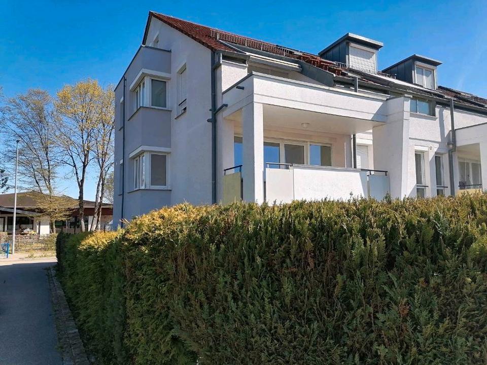 Thumbnail-3,5 Zimmer-Wohnung, Loggia, Balkon, Tiefgaragenstellpl., EBK