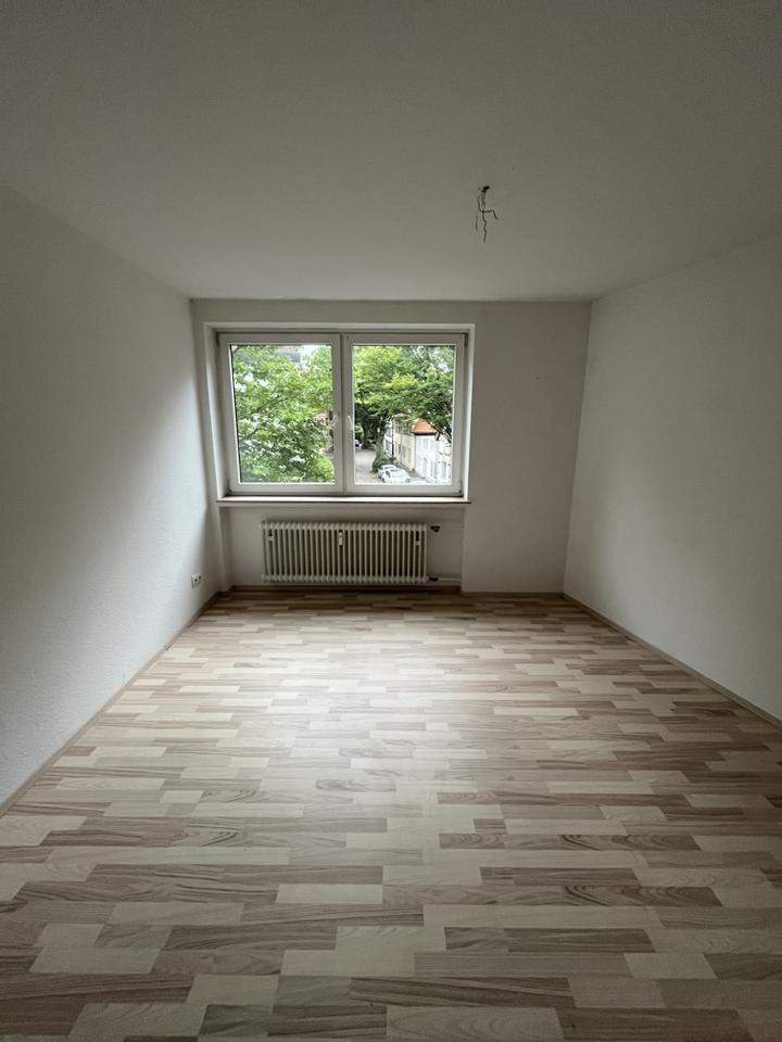 Thumbnail-Helle 2-Zimmer Wohnung im ruhiger Lage!