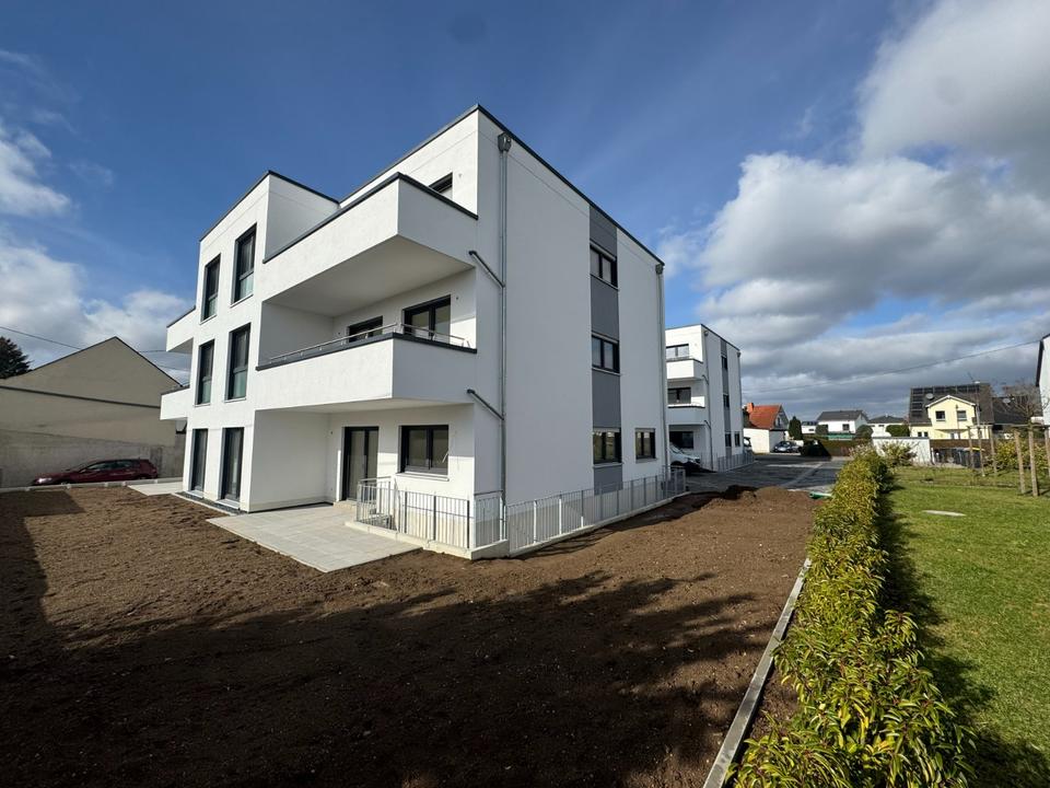 Thumbnail-Neubau - Erstbezug: 3 ZKB, mit Gäste WC, Abst. und Balkon Terras