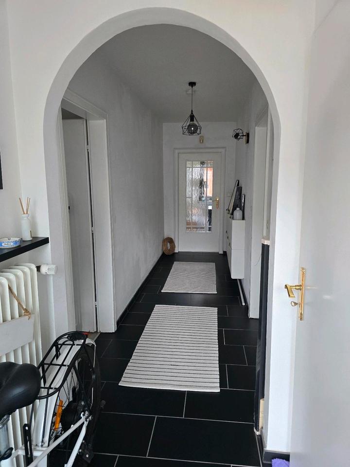 Thumbnail-Attraktive 3 Zimmer Erdgeschoss Wohnung 80m2 im Grünen