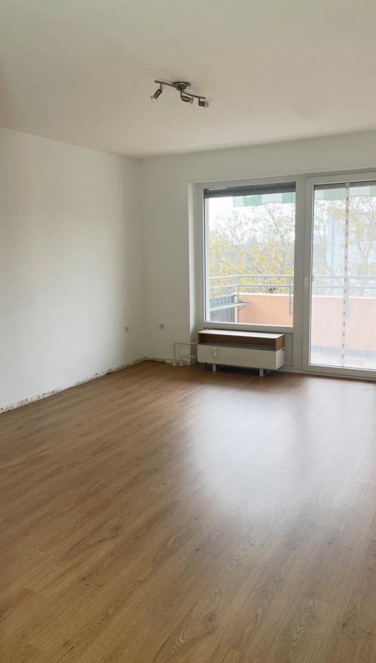 Thumbnail-Helle 2,5 Zimmer Wohnung in Ludwigshafen Oggersheim