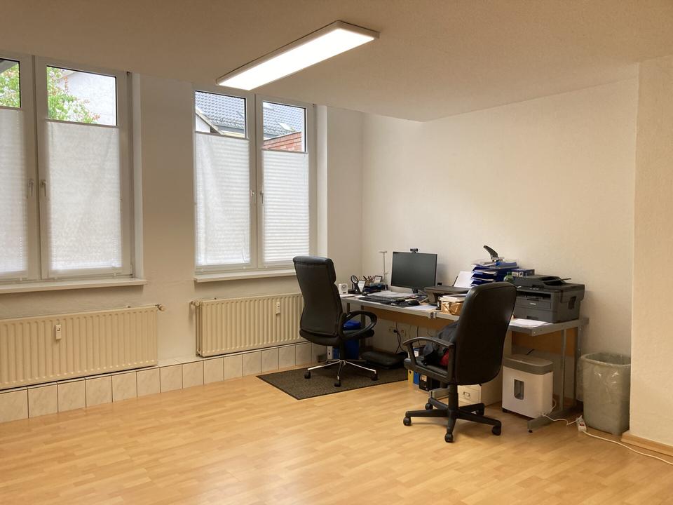 Thumbnail-Großzügige 2-Zimmer-Wohnung im Zentrum von Neheim