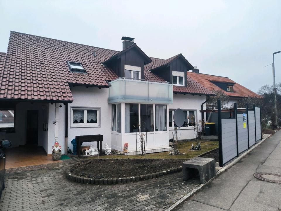 Thumbnail-Gemütlich 3 Zimmer 90m2 Dachgeschoss Wohnung in Baindt 1200€