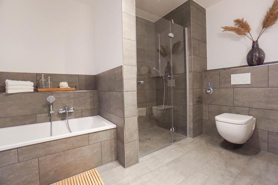 Thumbnail-Neubauwohnung im Tabakquartier. Urbanes Wohnen mit Parkett, EBK und großem Balkon