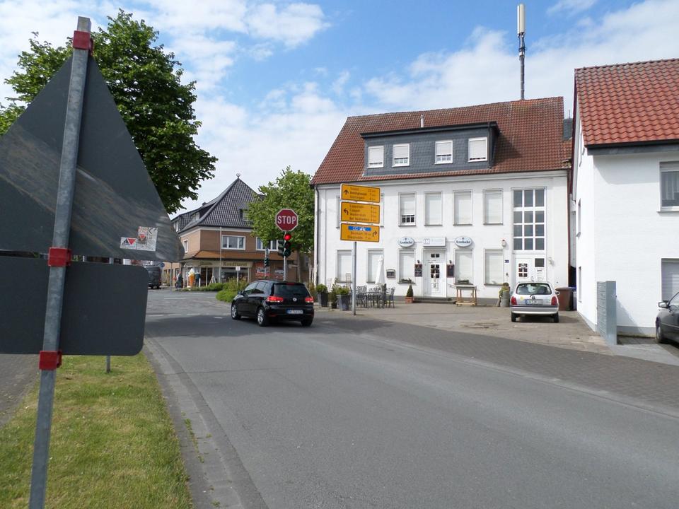 Thumbnail-2 Wohn,- Geschäftshäuser in Liesborn bei Lippstadt zu verkaufen